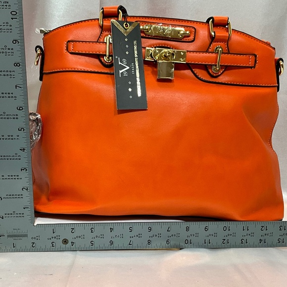Versace 1969 collection; lock feature handbag/shoulder, red tan  112-B3a - Picture 5 of 11